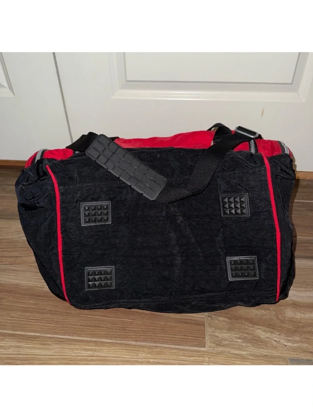 Vintage Marlboro Unlimited Cigarettes Duffle Bag